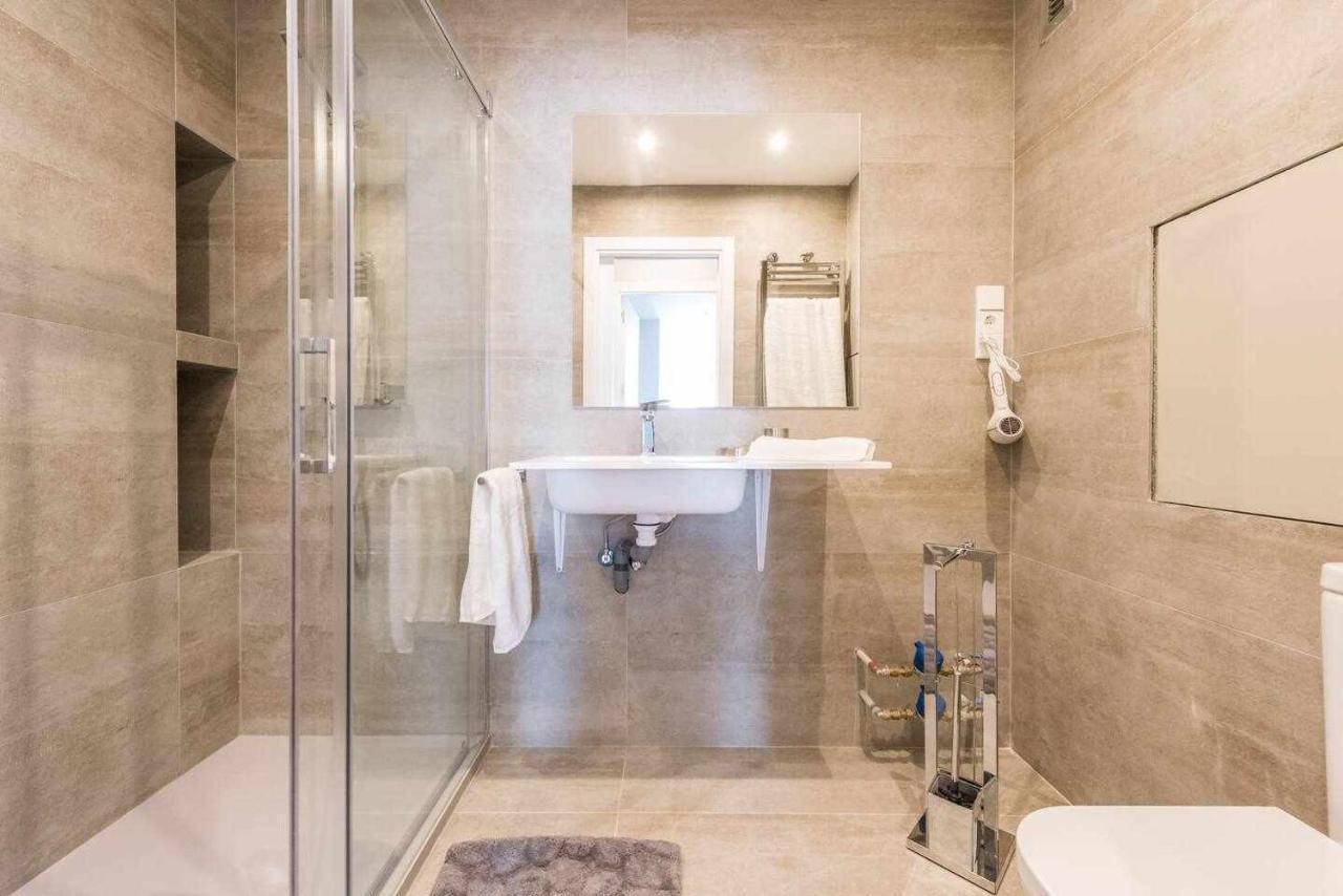 Apartamento Lujo Princesa Gran Via マドリード エクステリア 写真